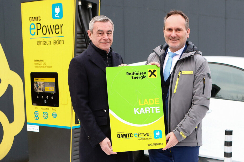 Raiffeisen OÖ und ÖAMTC starten nachhaltige Mobilitätspartnerschaft für EEG-Mitglieder